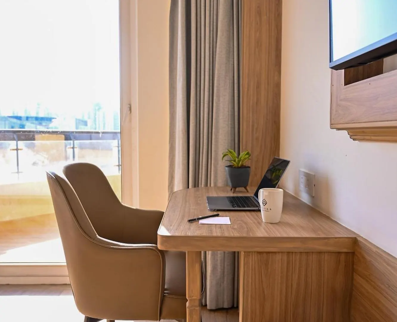 Alivaa Hotel Gurugram Sohna Road City Center Gurgaon 4*,  Indien