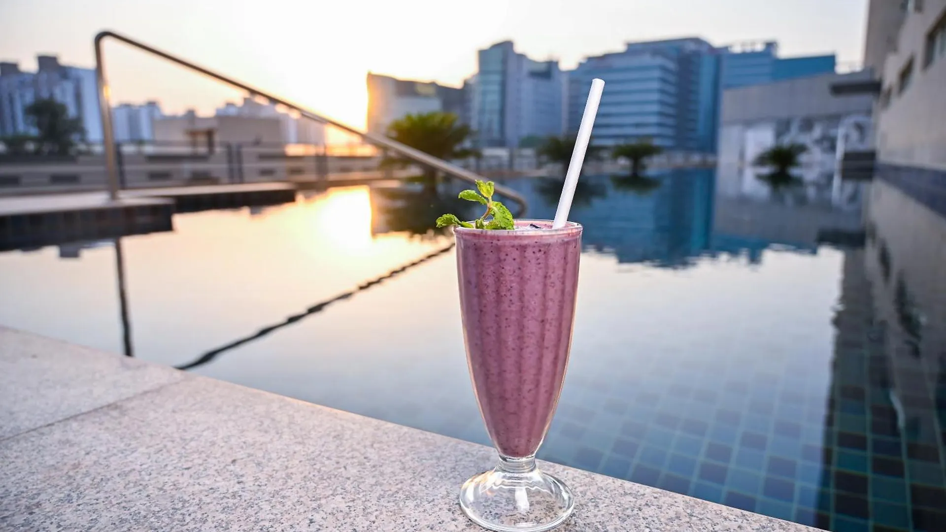 Alivaa Hotel Gurugram Sohna Road City Center Gurgaon