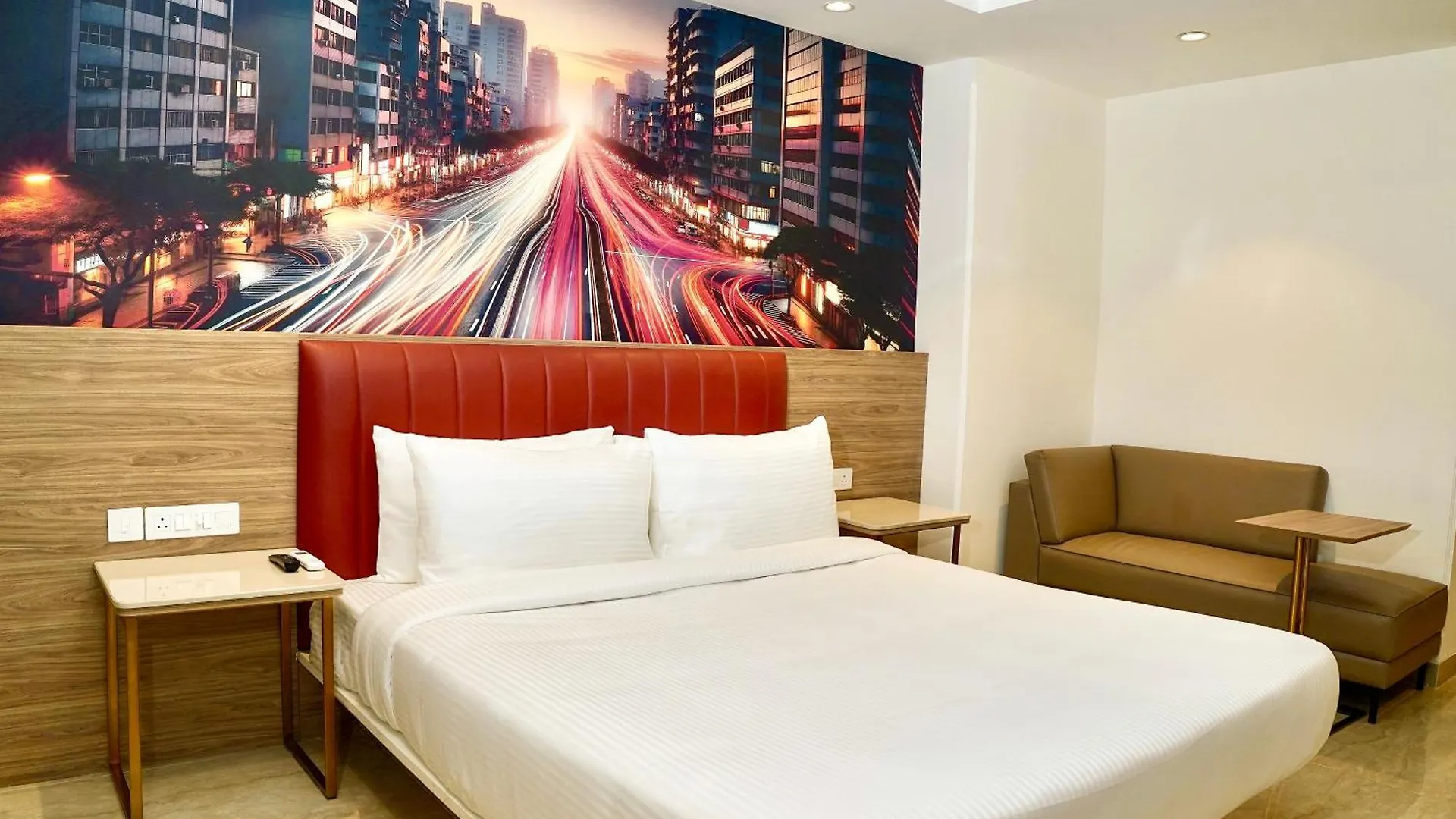 Alivaa Hotel Gurugram Sohna Road City Center Gurgaon