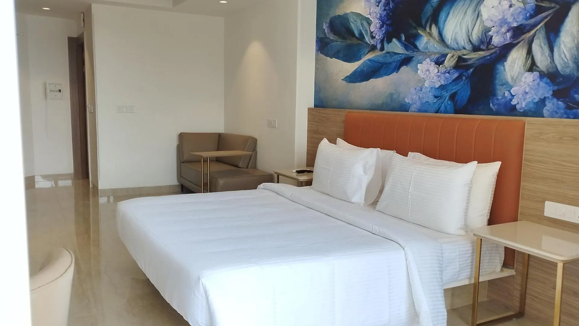 Alivaa Hotel Gurugram Sohna Road City Center Gurgaon Indien